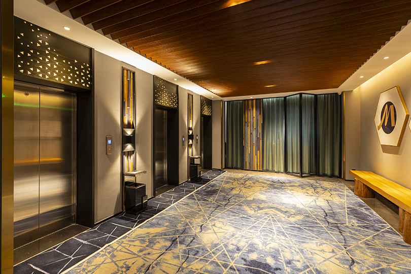 大廳電梯1.jpg 大廳電梯1.jpg